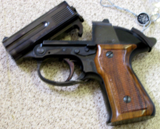 Beretta pistol model 4 h